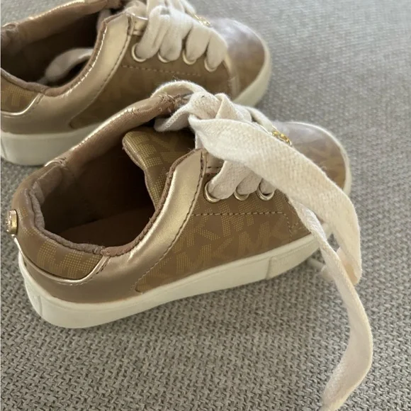 Michael kors baby girl shoes size 5 - Picture 5 of 6